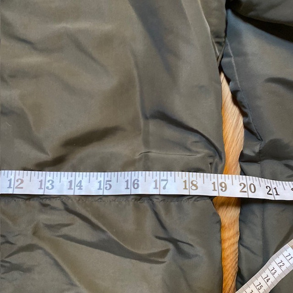 H&M DIVIDED Womens Size 8 Olive Green Bomber Style Mid Length Coat - Picture 9 of 12
